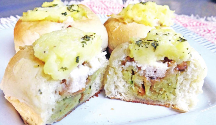 Slide your turkey-day leftovers into this tasty sandwich