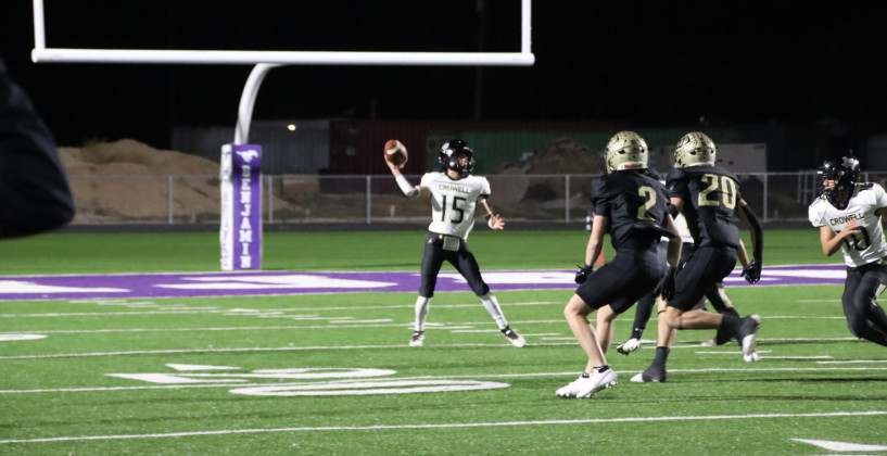 JAYTON WINS The Jayton Jaybirds, ranked #1 in the state in Division 1, 1A football won their bidistrict game versus Crowell 54-6 Thursday, Nov. 14. | JAYTON YEARBOOK PHOTO
