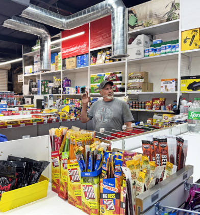 Lone Star Market &amp; Café opens in Jayton