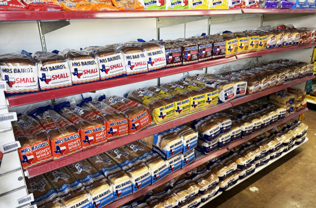 Lone Star Market &amp; Café opens in Jayton