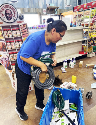 Lone Star Market &amp; Café opens in Jayton
