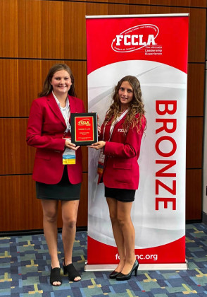 Spur’s Smith, Weiser earn 3rd place award at FCCLA nationals