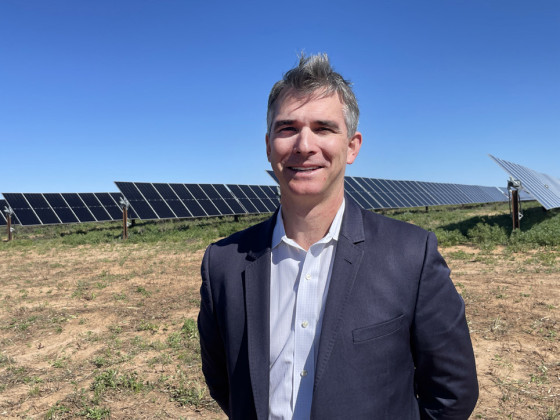 CLEARWAY SENIOR VICE PRESIDENT John Woody was on hand to welcome visitors to the Texas Solar Nova solar power site last week. Clearway staff conducted tours of the solar panel arrays. | THE TEXAS SPUR