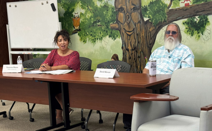 Suzanne Reece and David Warren, candidates for Dickens mayor