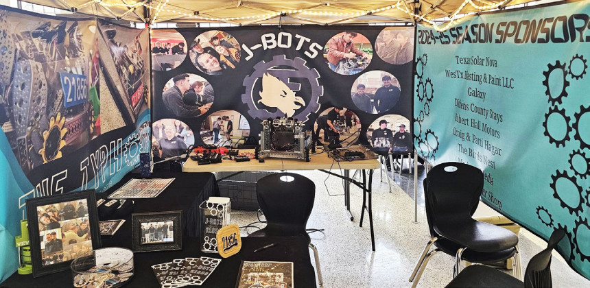 J-Bots win Lubbock robotics tournament