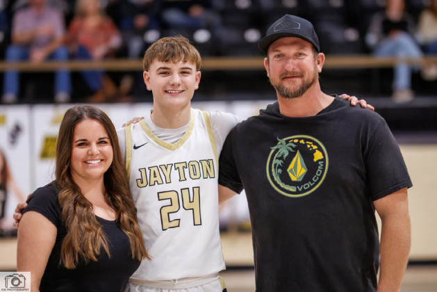 SPOTLIGHT ON JAYTON SENIOR NIGHT