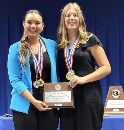 JOURNALISM The Jayton UIL JournalismTeam (Melody McClane, LaineyBaldridge,BrodeeClay,and JaceChisum)wonthe2ndplace team award. | COURTESY PHOTO