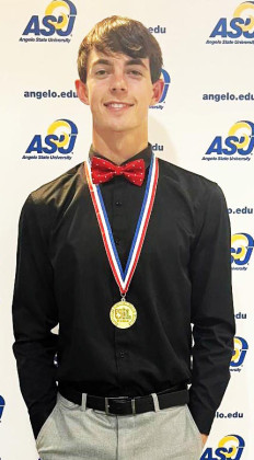 POETRY Griff Reel is the Regional champion Poetry speaker and advances to State. | COURTESY PHOTO