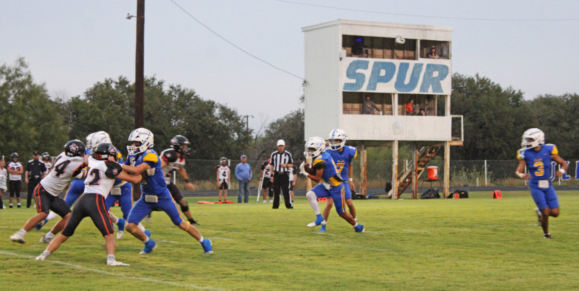 Spur Bulldogs take on Ira Bulldogs at home