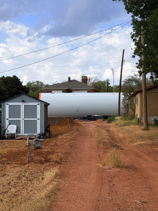 OVERSIZED LOAD OVERTURNS IN SPUR