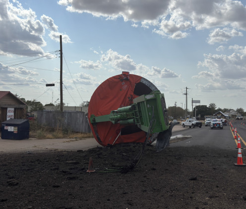 OVERSIZED LOAD OVERTURNS IN SPUR