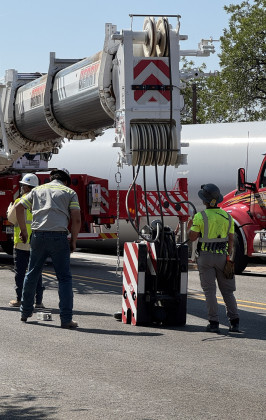 OVERSIZED LOAD OVERTURNS IN SPUR