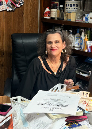 INNOVATIVE SOLUTIONS Owner Dana Tilton of Dana's Pharmacy uses a variety of innovations to stay viable including offering bridal and baby shower offerings and a variety of gifts, clothing and housewares. | TEXAS SPUR