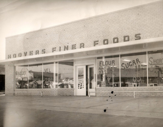 FROM FOOD TO FEEDING At the original Hoovers Finer Foods brick building at 201 South Burlington, shoppers could buy ten pounds of sugar for 85 cents and a 25-pound sack of Aunt Jemima flour for 75 cents —as well as Folger’s Coffee. Today patrons of the Spur Senior Center can buy an entire lunch for just $4. | SPUR SENIOR CENTER