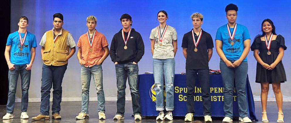 SPUR ONE ACT PLAY HONORS