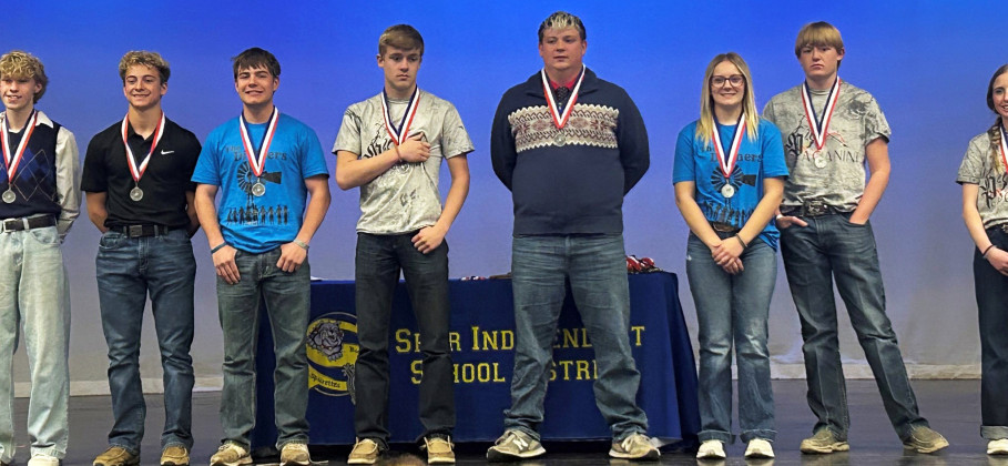 SPUR ONE ACT PLAY HONORS for their Area performance were All-Star Cast, Brody Dempsey and Kylie Weiser; Honorable Mention All-Star Cast, Chelsea Davis, Brandon Garza-West and Ace Walker. MORE PHOTOS AND HONORS, PAGE 5 | COURTESY PHOTO