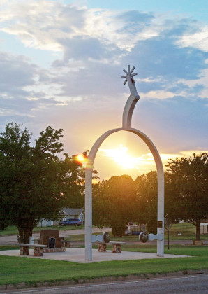 SUNSET ON THE SPUR