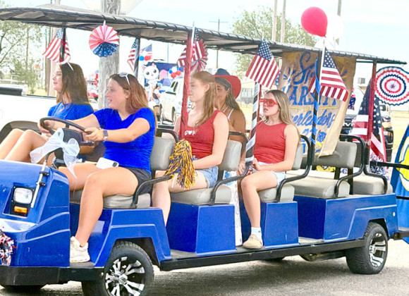 SPOTLIGHT ON FOURTH ON BURLINGTON, PARADE WINNERS