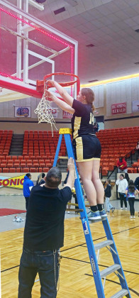 SPOTLIGHT ON JAYTON BOYS BASKETBALL AREA PLAYOFF