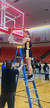 SPOTLIGHT ON JAYTON BOYS BASKETBALL AREA PLAYOFF