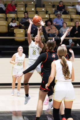 LADY JAYS WIN The Jayton girls basketball team staged a come from behind rally to defeat Ira last week. | JAYBIRD MEDIA