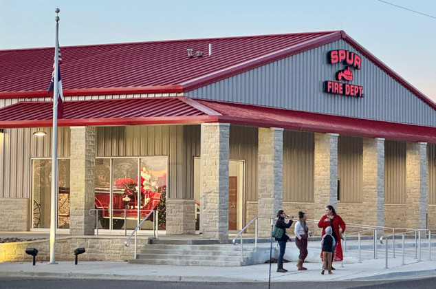 SPOTLIGHT ON SPUR LATE NIGHT SHOPPING 2025