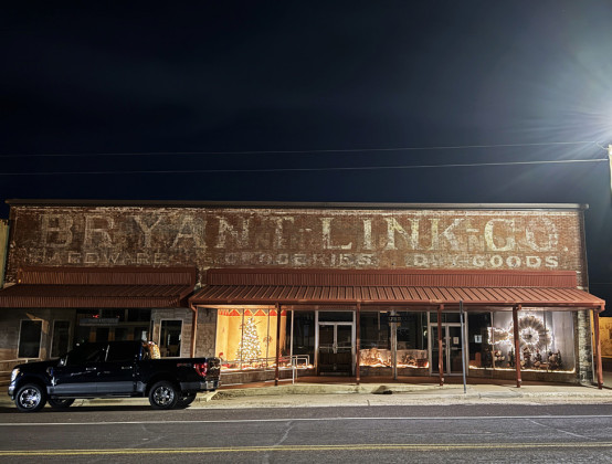 SPOTLIGHT ON SPUR LATE NIGHT SHOPPING 2025