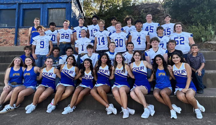 MEETTHEBULLDOGS Last week Spur sports fans were introduced to this year’s Bulldogs and Spurettes at Jones Stadium. | COURTESY PHOTOS