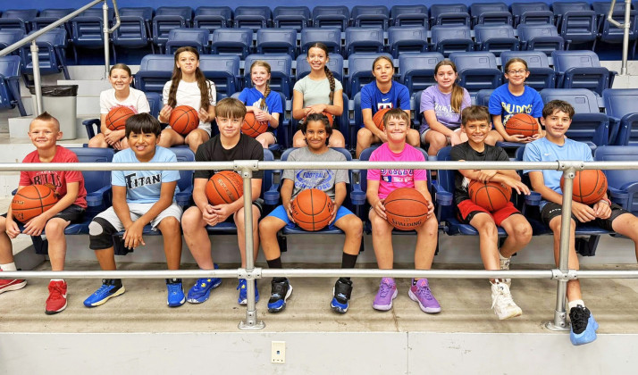 BASKETBALL CAMP