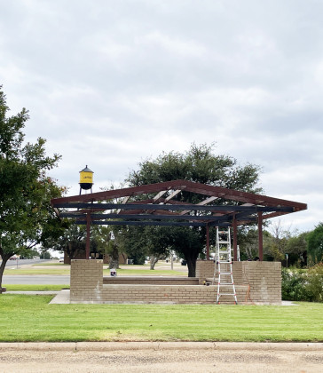 In Jayton last week, substantial progress in raising a long-awaited roof for a planned beautification project on the square. Rosillo Brothers Roofing out of Snyder finished welding the metal posts and roof frame; roof decking and painting await before landscaping is undertaken.The project has been supported by the Kent County Lions Club. | THE TEXAS SPUR