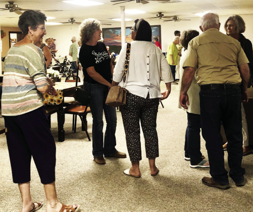 Dementia expert educates Spur audience on signs, caregiving