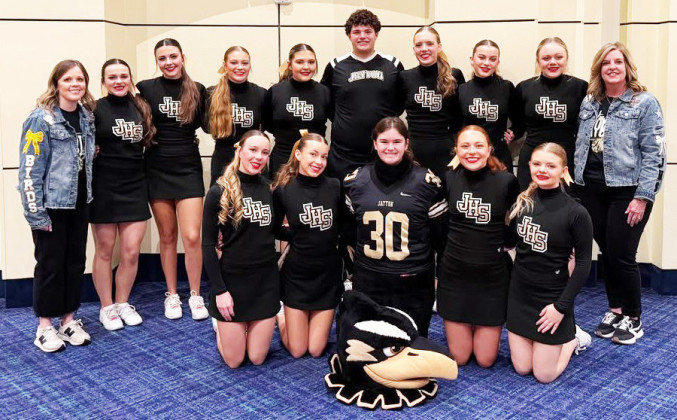 JAYTON RECOGNITION The Jayton cheer squad finished in 6th place in the State last week at the State Cheer Championships in Fort Worth. Congratulations go these girls and boys on how they competed at the state level. | COURTESY PHOTO