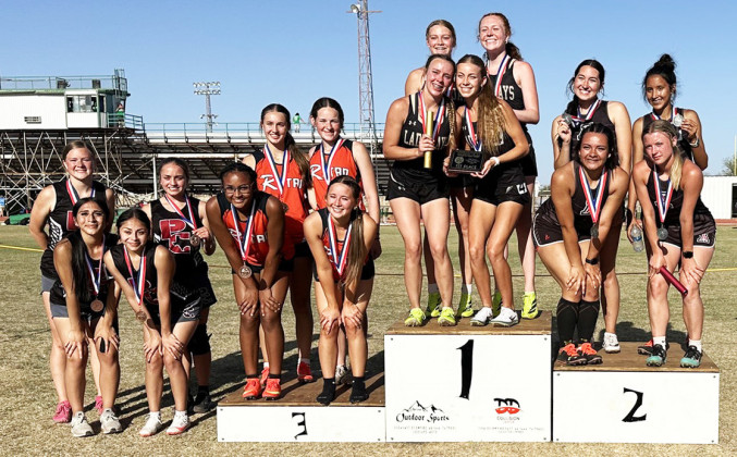 Jayton qualifies multiple tracksters for Area meet