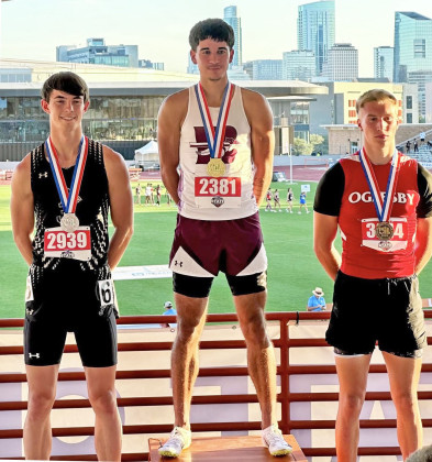 GRIFF REEL (far left) REELED IN 2nd PLACE in the boys 400m run, with a time of 49.34. | COURTESY PHOTO