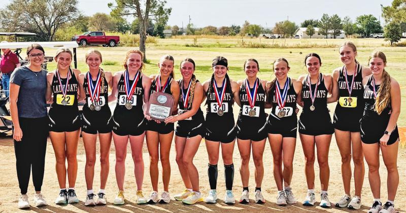 Jayton boys, girls win District XC, advance to regionals