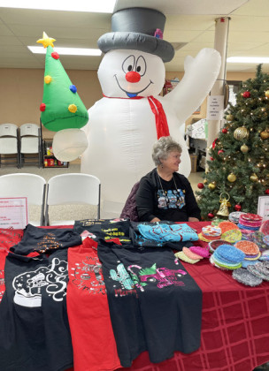 SPOTLIGHT ON SPUR LATE NIGHT HOLIDAY MARKET