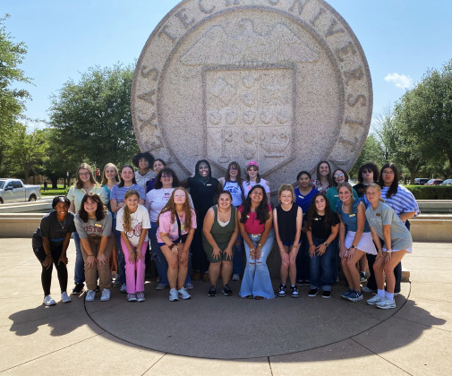 FASHION &amp;amp; INTERIOR DESIGN AMBASSADORS posed in front of the Texas Tech University seal in Lubbock during their week-long 4-H experience. | COURTESY PHOTO