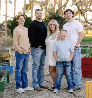 NEW PATTON COACH Patton Springs has a new football coach, Dustin Ladd, who has previously coached and taught atPostISD.Shownarethecoach and his family: Brycen Ladd, Coach Dustin Ladd, Candas Ladd, Cane Ladd and Cooper Boyd. | COURTESY PHOTO