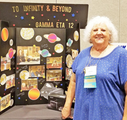 Gamma Eta members represent chapter at Denton conference