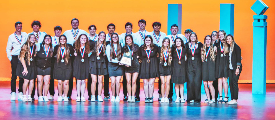 JAYTON HONORS The Jayton One Act Play company of“Peter and the Starcatcher”competed at the Area meet last week at the Wylie Performing Arts Center in Abilene. They were selected to advance to the Regional meet, which will be April 23-24 at Angelo State University in San Angelo. Awards received were Outstanding Lights Technician, Taylor Schroeder; Honorable Mention All-Star Cast, Jace Chisum; All-Star Cast, Colt Gentry, Dayton Bleiker; Best Performer, Griff Reel. | COURTESY PHOTO