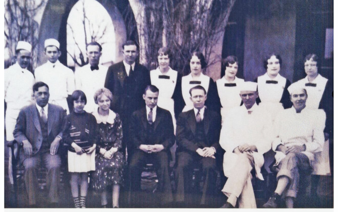 SLATON HARVEY HOUSE STAFF, including the famous Harvey Girls, sometime between 1912 and1942. | THEPORTALTOTEXAS HISTORY
