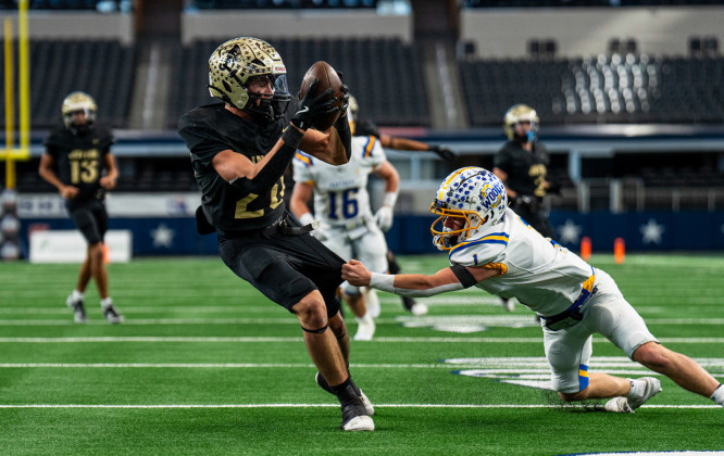SPOTLIGHT ON STATE CHAMPION JAYTON JAYBIRDS PHOTOS BY CAMDEN REESE