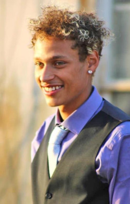 SPOTLIGHT ON ON SPUR AND JAYTON PROM NIGHTS