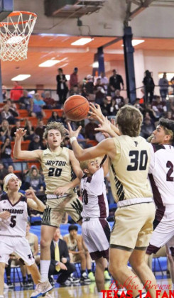SPOTLIGHT ON JAYTON IN REGIONAL FINALS