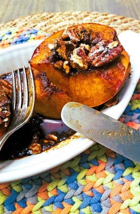 JUST PEACHY You just can’t go wrong with juicy fruit paired with cinnamon, and ooey-gooey maple syrup, along with the crunch of toasted pecans drenched in a decadent glaze. | ANGELINA LaRUE PHOTO