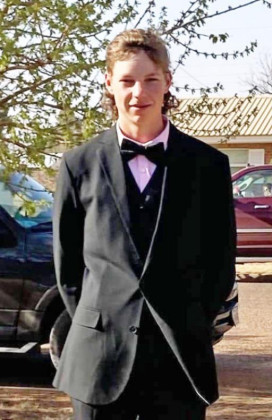 SPOTLIGHT ON ON SPUR AND JAYTON PROM NIGHTS