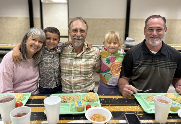 GRANDPARENTS DAY Jayton Elementary students were able to celebrate Grandparents Day Monday by hosting their grandparents for lunch. | JAYBIRD MEDIA