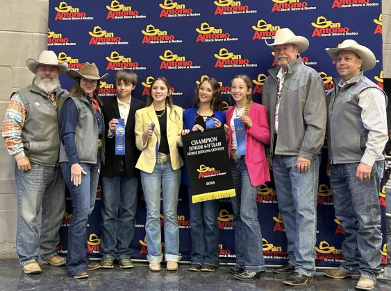 DICKENS 4-H HONORS Dickens County 4-H club are the 2025 San Antonio Stock Show Junior 4-H Horse Judging Champions.The team consisted of Paisley Smith and Hallie Irons, who tied for 3rd Individually, and Maddee Foster and Tyler Phillips, who were in the top quarter of 170 entrants in their division. The team also competed in Equine SkillAThon, with Foster making the top 10 among more than 40 participants. | COURTESY PHOTOS