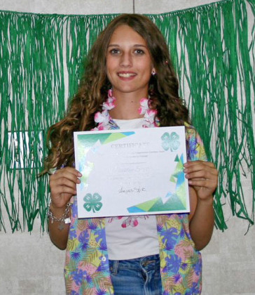Paisley Smith received the Educational Presentation Award and took 1st place for her Horse Record Book.