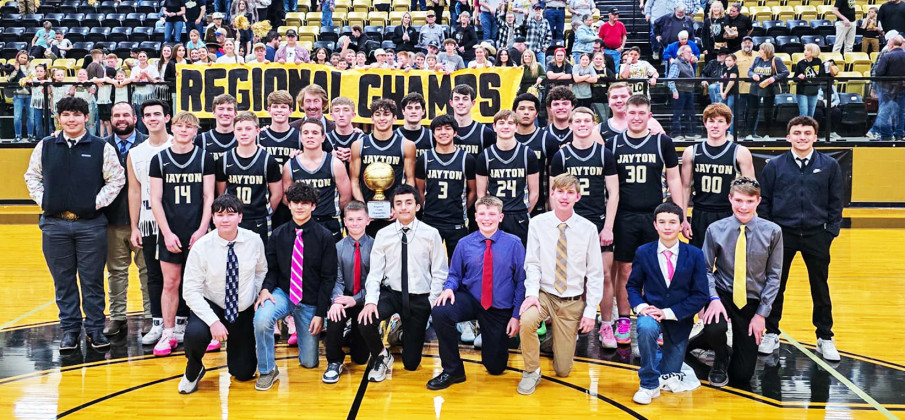 PROUD OF JAYBIRDS “This program—it’s something I’m really proud of,” said head coach Ryan Bleiker of his Jayton Jaybirds following the regional basketball final Feb. 28. | COURTESY PHOTO